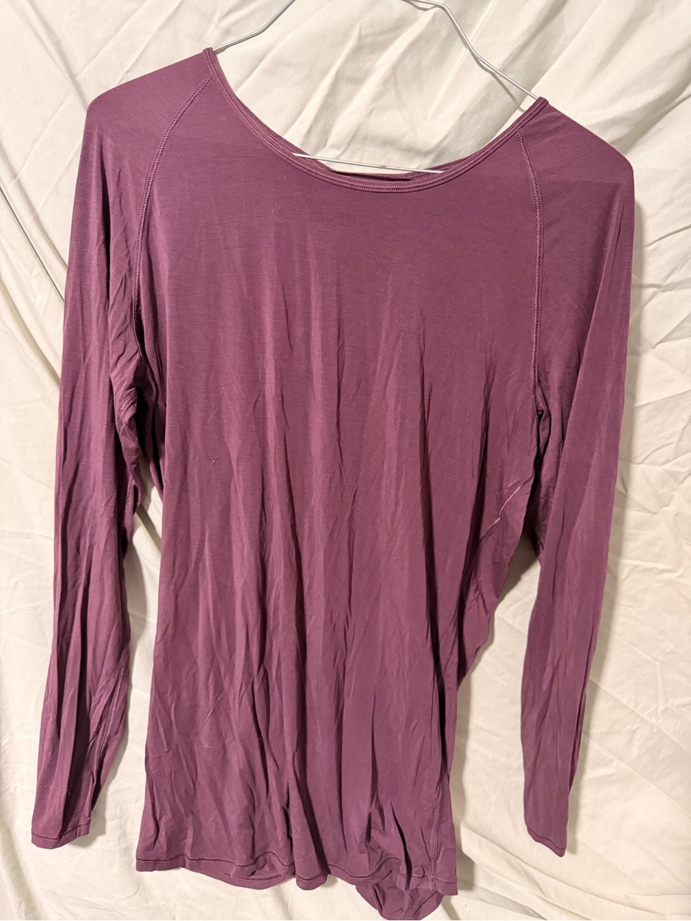 Lululemon open back yoga shirt in dark purple